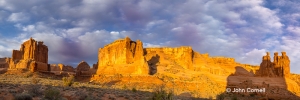 Arches-National-Park;Park-Avenue;Three-Gossips;Utah,-Arches-National-Park,-Canyo
